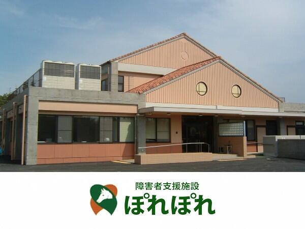 障害者支援施設ぽれぽれ（契約社員）の介護福祉士求人メイン写真3