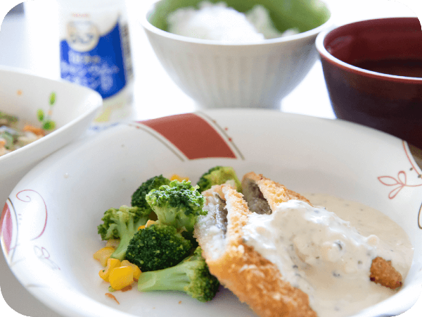 三芳の森病院（常勤）の調理師/調理員求人の写真