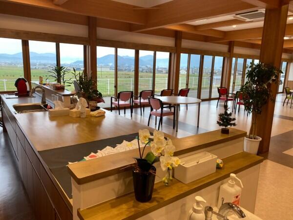 レッツサービス付き高齢者向け住宅（訪問介護/パート）の介護福祉士求人の写真