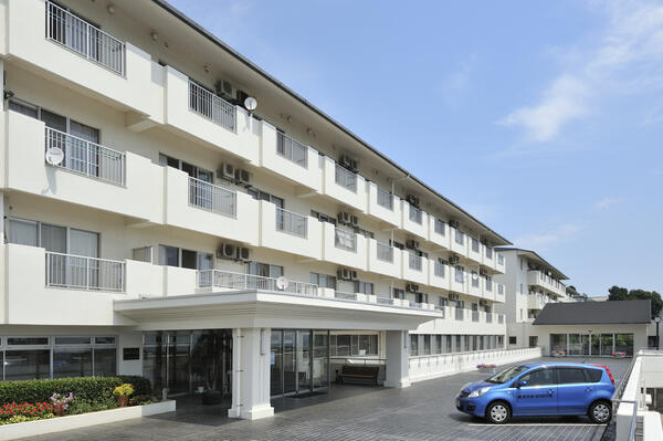 湯河原 ゆうゆうの里（常勤）の介護福祉士求人メイン写真2