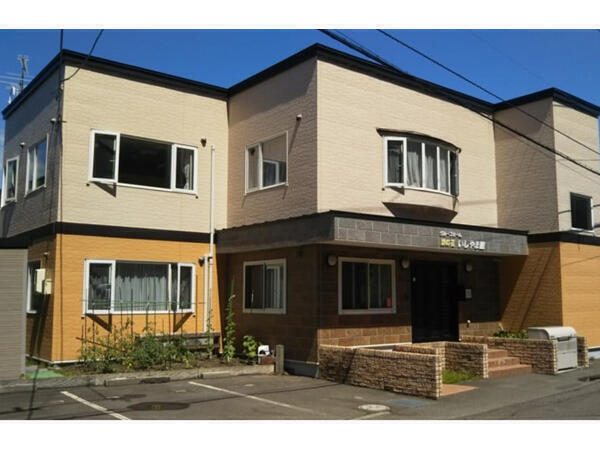 グループホーム菜の花 いしやま館（夜勤専従/パート）の介護職求人メイン写真2