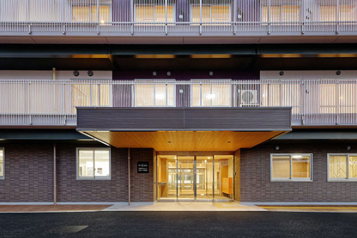 特別養護老人ホームピオーネ足立（常勤）の介護福祉士求人メイン写真3