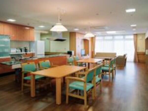 特別養護老人ホーム 女満別ドリーム苑 (正社員)の介護福祉士求人の写真