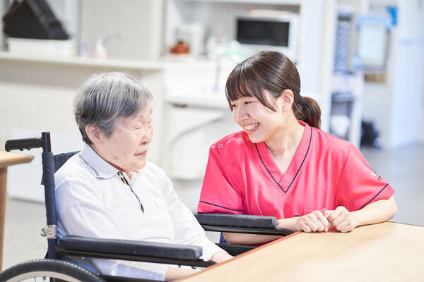 介護老人福祉施設 わかたけ青葉（正社員）の介護福祉士求人メイン写真2