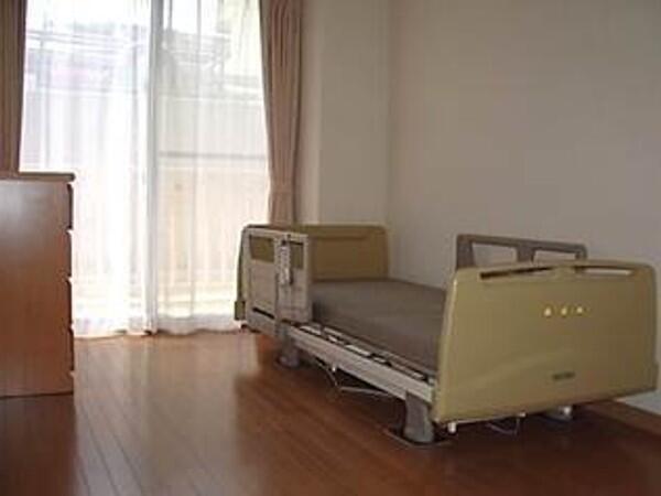 デイホーム梅里（夜勤専従/パート）の介護福祉士求人メイン写真5