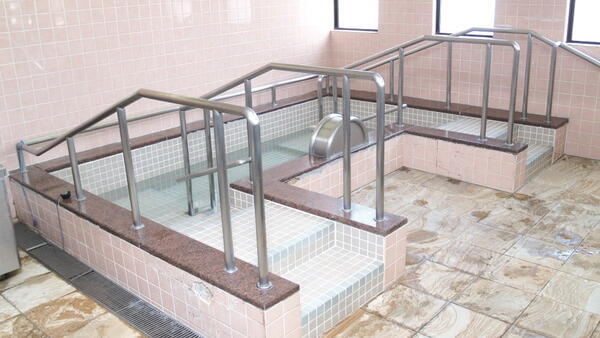 社会福祉法人愛寿会 特別養護老人ホーム紫磨園（常勤） の介護職求人メイン写真3