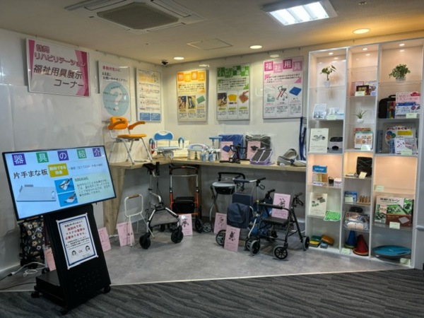 介護老人保健施設 ロマン（正職員）の准看護師求人メイン写真3