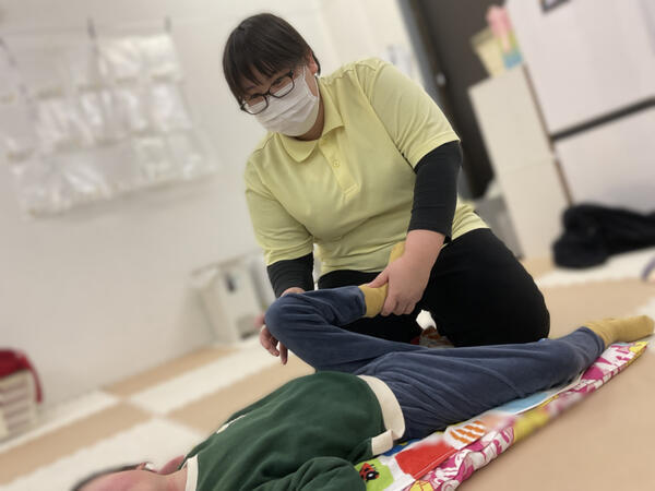 らいおんハートからだの児童デイサービス大和（常勤）の保育士求人メイン写真3