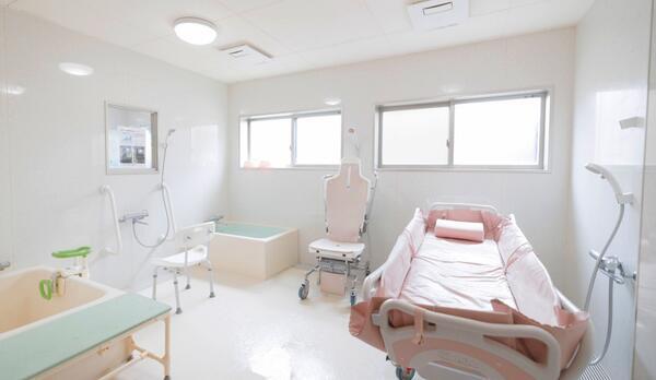 有料老人ホーム縁側（常勤）の介護福祉士求人メイン写真2