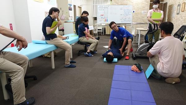 リハビリデイサービス あうるスクエア港南（常勤） 　 　　の理学療法士求人サブ写真2