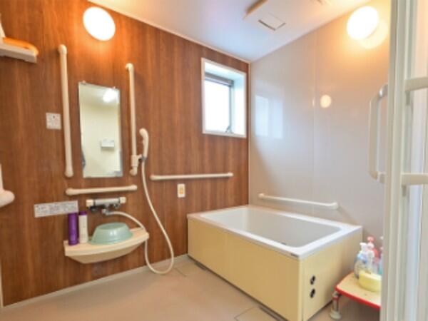 住宅型有料老人ホーム Smile Link 長久手はなみずき（正社員） の介護職求人メイン写真3