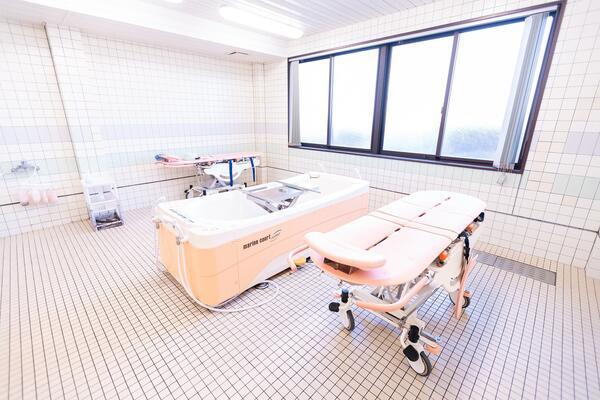 特別養護老人ホーム東湖園（常勤）の介護職求人メイン写真3