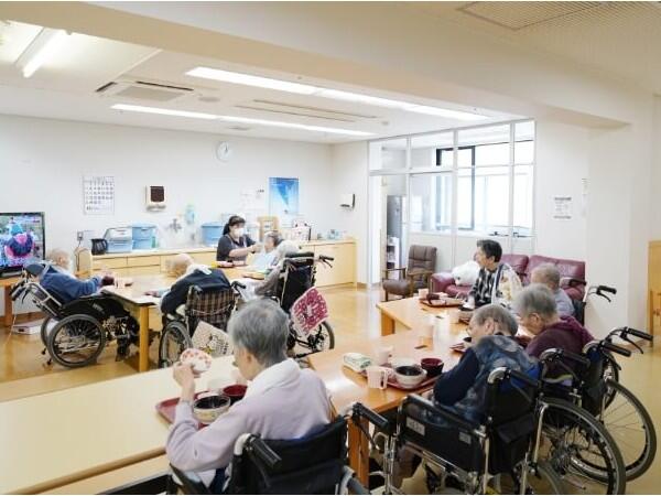 特別養護老人ホーム有磯苑（常勤）のケアマネジャー求人メイン写真5