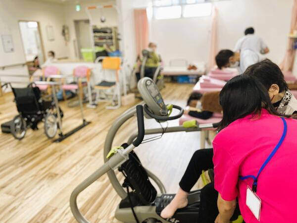 デイサービスはなまるの湯　蒲生店（常勤）の介護職求人メイン写真4