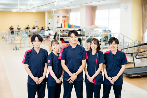 令和リハビリテーション病院（常勤）の理学療法士求人メイン写真3