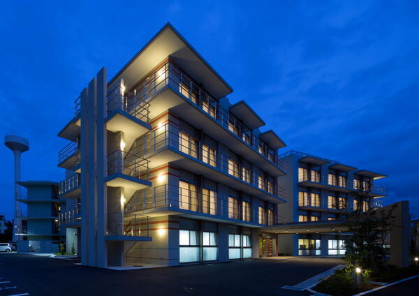 特別養護老人ホーム リアメゾン戸塚（生活相談員/常勤） の社会福祉士求人の写真