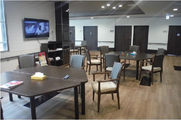 介護老人保健施設 ル・サンク湯澤（日勤常勤）の介護職求人メイン写真4