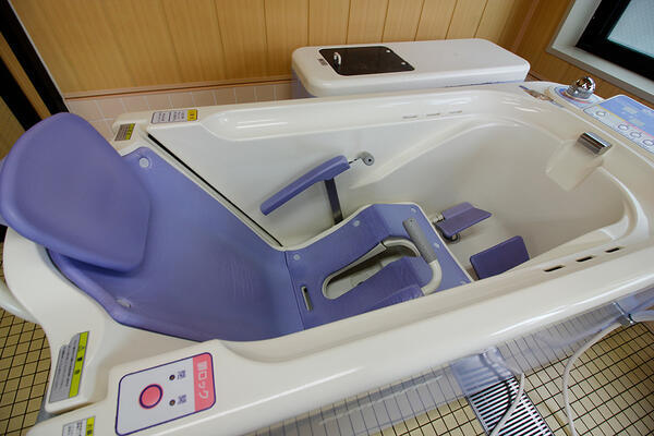 デイサービス　サンクスたんぽぽ（常勤）の介護福祉士求人メイン写真2