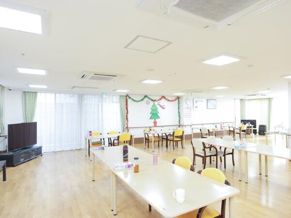 有料老人ホーム フォーユー交野（常勤）の介護職求人メイン写真2