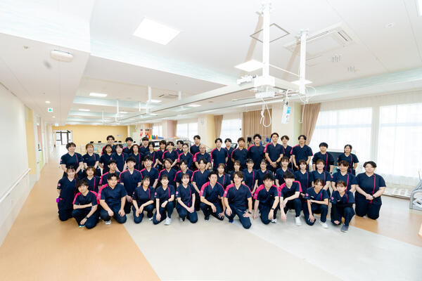 令和リハビリテーション病院（常勤）の理学療法士求人の写真