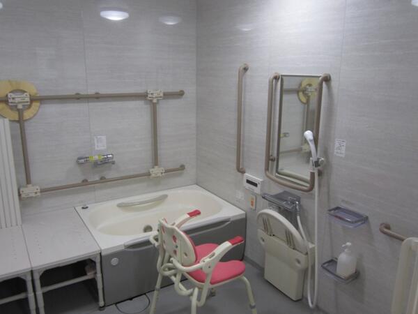 サービス付き高齢者向け住宅　夢眠たがじょう（常勤）の介護職求人メイン写真5