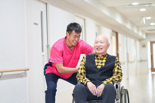 介護老人保健施設 リハリゾート青葉（常勤）の介護福祉士求人の写真