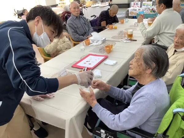 特別養護老人ホーム　サンホーム神戸西（常勤）の介護福祉士求人メイン写真5