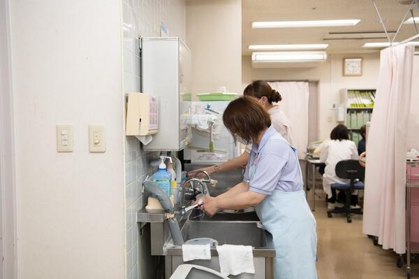 相州病院（パート）の介護職求人メイン写真2