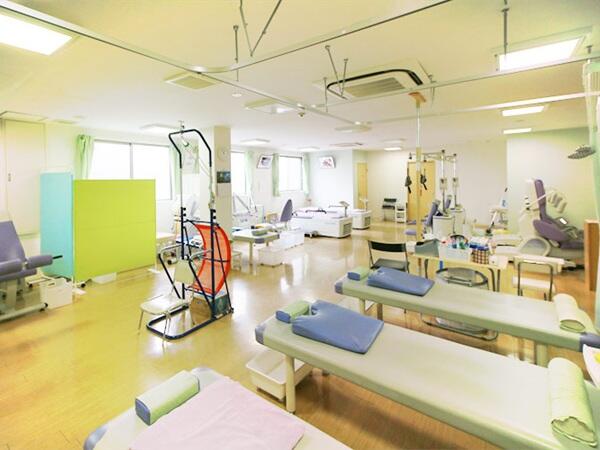 六角地蔵整形外科クリニック（常勤）の理学療法士求人メイン写真2