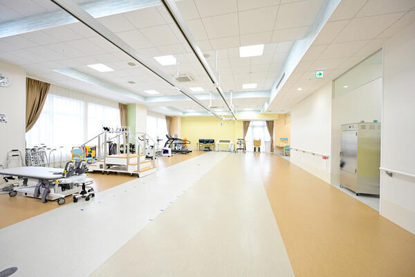 令和リハビリテーション病院(常勤)の言語聴覚士求人サブ写真1