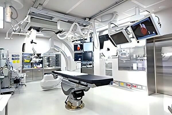 大和成和病院（ICU/常勤） の看護師求人メイン写真4