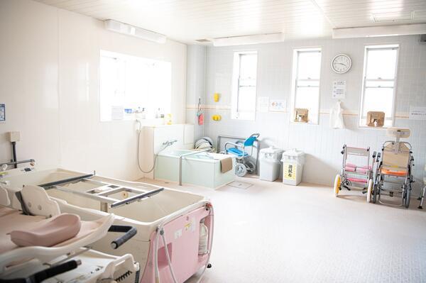 相州病院（常勤）の看護助手求人メイン写真2