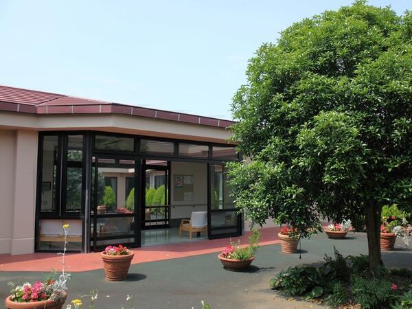 介護老人保健施設 しろかね（支援相談員/常勤）の介護福祉士求人の写真