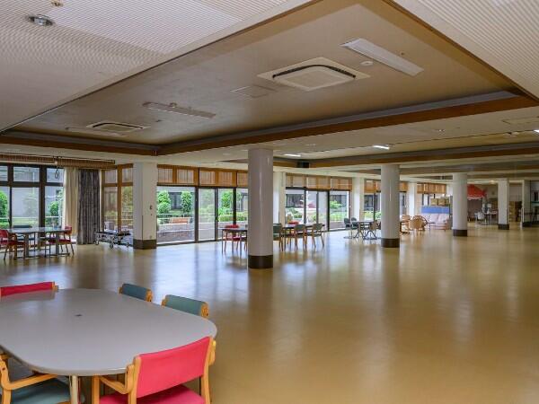 介護老人保健施設長柄ケアセンター（入所/常勤）の介護福祉士求人メイン写真3