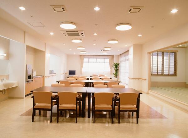 介護付有料老人ホームグランドホームゆくはし（常勤）の介護福祉士求人メイン写真2