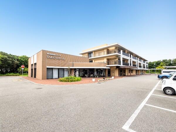 介護型ケアハウスソラーレ（常勤）の介護福祉士求人の写真