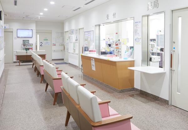 上大岡仁正クリニック（常勤）の看護助手求人メイン写真2