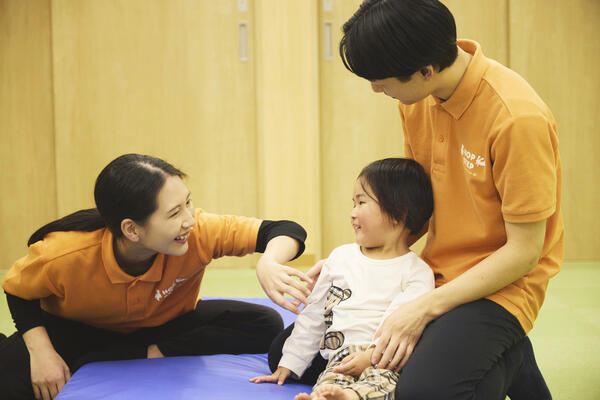 ホップステップ鶴見校（常勤）の理学療法士求人メイン写真3