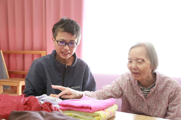 西島グループホームひまわり（パート）のケアマネジャー求人メイン写真2