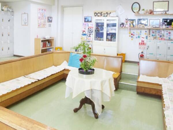 秋元病院（デイケア/常勤）の精神保健福祉士求人メイン写真2