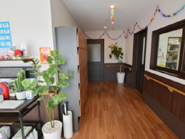 住宅型有料老人ホーム Smile Link 長久手はなみずき（正社員） の介護職求人メイン写真2