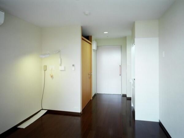 住宅型有料老人ホームエイジ・ガーデン渚（常勤）の介護職求人メイン写真2