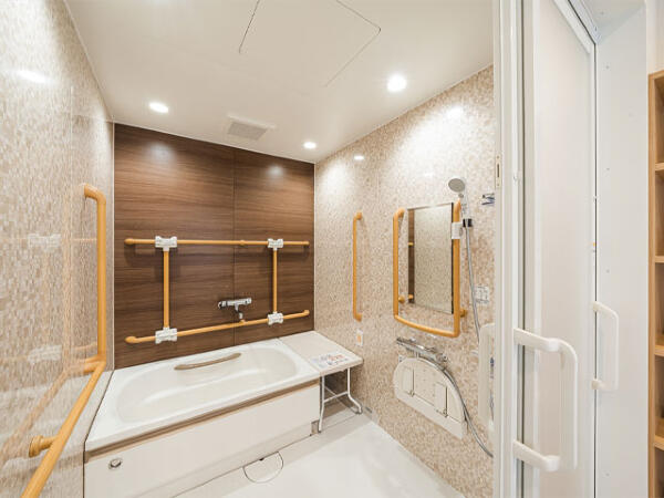 デイサービス ファミリエール吉祥院（常勤）の介護福祉士求人メイン写真4