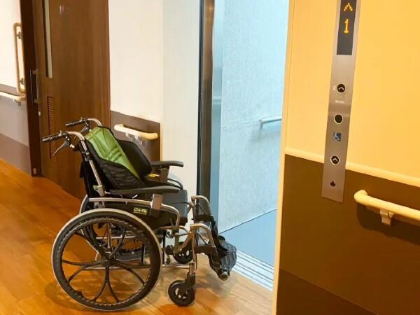 住宅型有料老人ホーム 向日葵のひざし東大友（常勤）の介護職求人メイン写真4