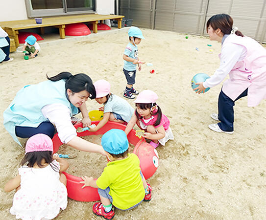 医療法人 秋田病院 まこと保育園（常勤）の保育士求人メイン写真3