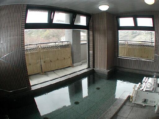 特別養護老人ホームはくとう（パート）の介護福祉士求人メイン写真4