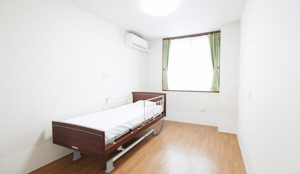 有料老人ホーム縁側（常勤）の介護福祉士求人メイン写真3