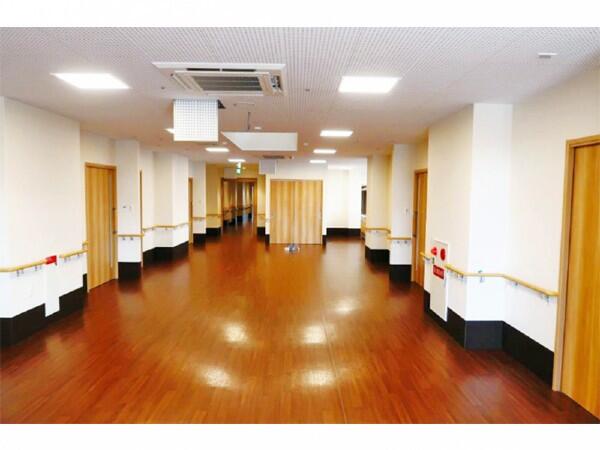 地域密着型特別養護老人ホームフレンドピーチちはや（常勤）の介護福祉士求人メイン写真2