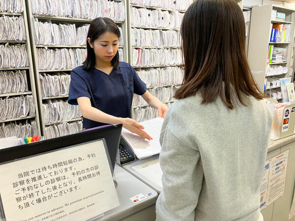 池袋サンシャイン通り眼科診療所（受付 / パート）の医療事務求人メイン写真3