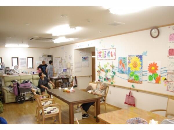 グループホーム笑顔くい（常勤）の准看護師求人メイン写真2